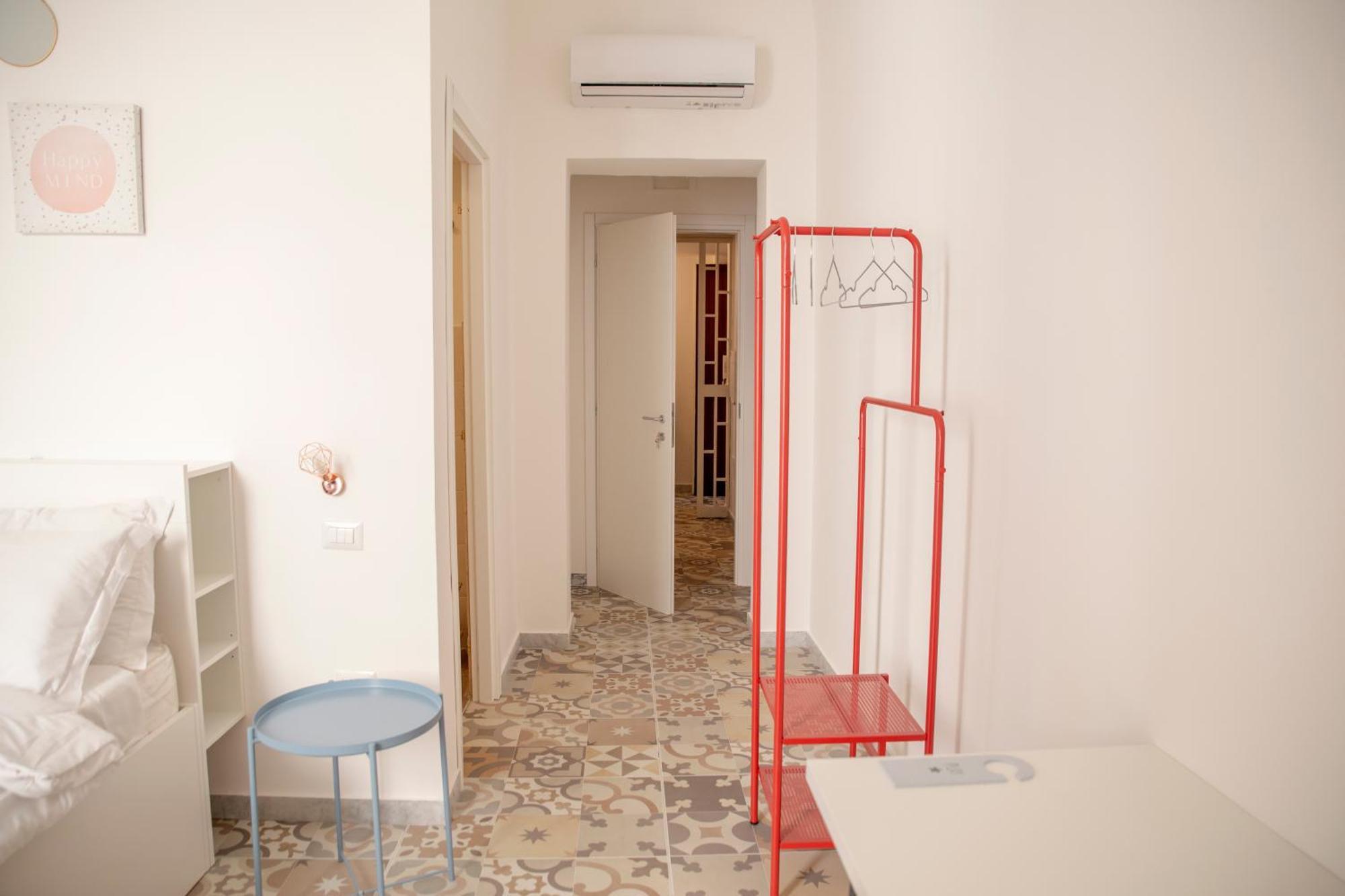 Allyoucantrip - La Nova ナポリ 部屋 写真